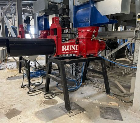 Screw Compactor for Compacting Airlaid Dust
